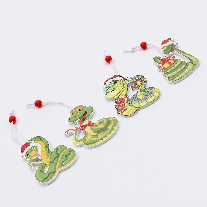 Набор подвесок «Змея», в деревянной подарочной упаковке, 12 шт. Набор подвесок «Змея», в деревянной подарочной упаковке, 12 шт.