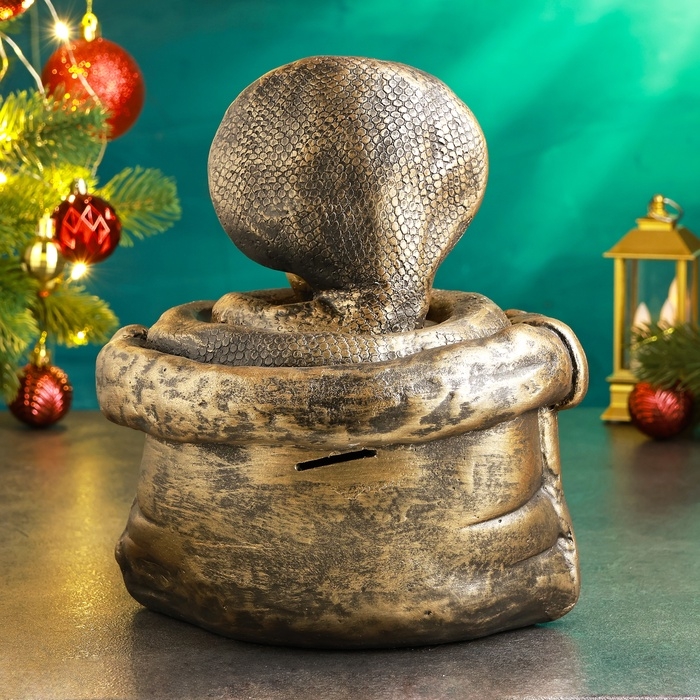 Новый год. Символ 2025. Копилка Новый год. Символ 2025. Копилка "Змея в мешке" 21х18х23см, золото