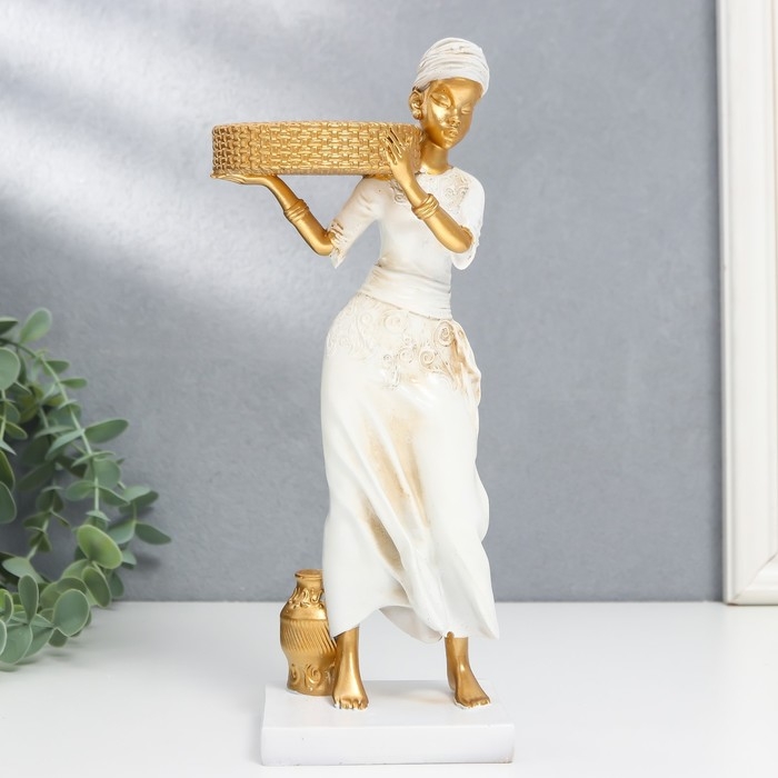 Сувенир полистоун подсвечник  Сувенир полистоун подсвечник "Африканка" d- 5,8 см, белый с золотом 7,5х8,7х25,2 см