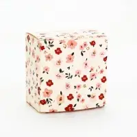 Гифтбокс с чаем, конфетами и еждневником "Цветочный паттерн"