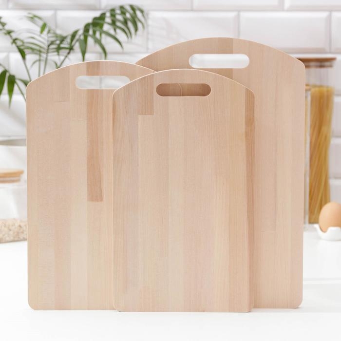 Нaбор досок разделочных на подставке с ручкой Доляна, 3 шт: 35×22 см, 32×20 см, 31×18 см, массив берёзы