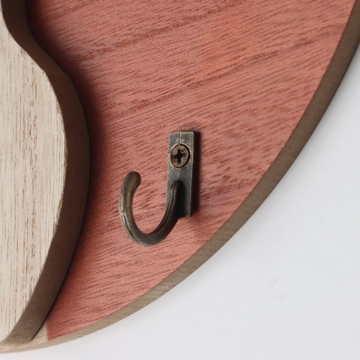 Крючки декоративные дерево Крючки декоративные дерево "Абстракция. Цветок и ваза" 1,5х23,4х23,4 см