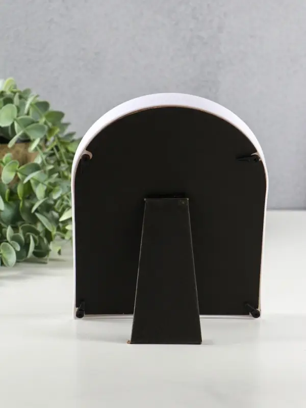 Фоторамка пластик 10х15 см Фоторамка пластик 10х15 см "Арка" белая 19х14,5х1,8 см