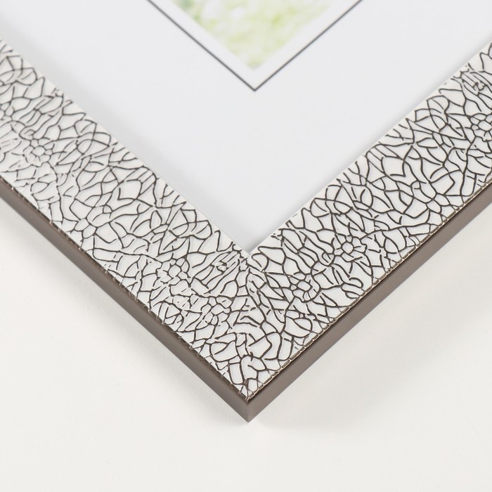 Фоторамка пластик 20х25 см Фоторамка пластик 20х25 см "Кракелюр. Чёрное на белом" 23,4х28,5 см