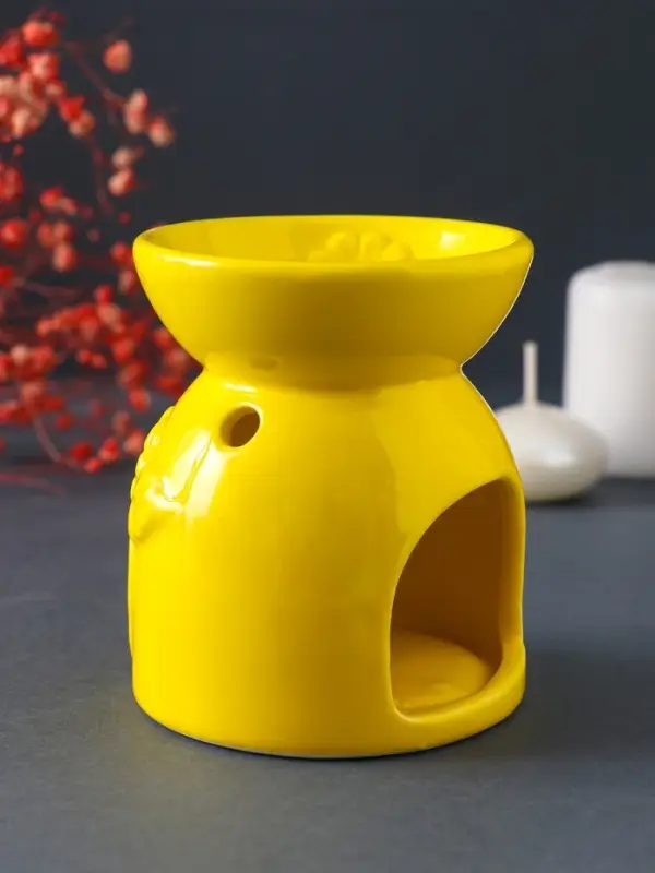 Аромалампа для эфирных масел &laquo;Стрекоза на цветке&raquo;, керамика, жёлтая, 7.2&times;7.2&times;8.3 см