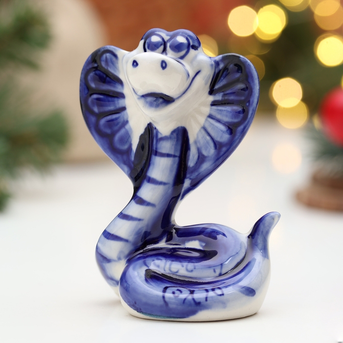 Новый год. Сувенир Новый год. Сувенир "Змея Маня", гжель, 8,5 см