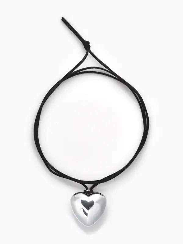 Чокер &laquo;Сердце&raquo;, крупное, металлик, чёрный в серебре, 60 см