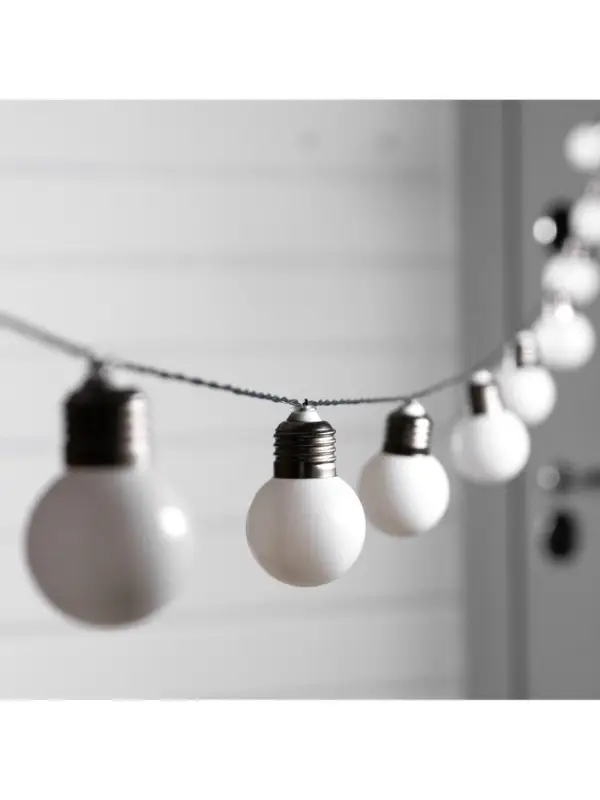 Гирлянда &laquo;Нить&raquo;, 2.7 м, с насадками &laquo;Белые шары&raquo;, уличная, IP44, 10 LED, 8 режимов, солнечная батарея, тёмная нить, свечение тёплое белое