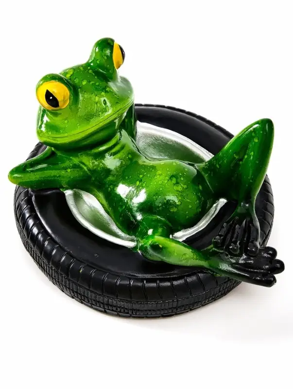 Садовая фигура из полистоуна &laquo;Лягушка лежит на шине&raquo;, 14&times;13&times;9.5 см, плавающая