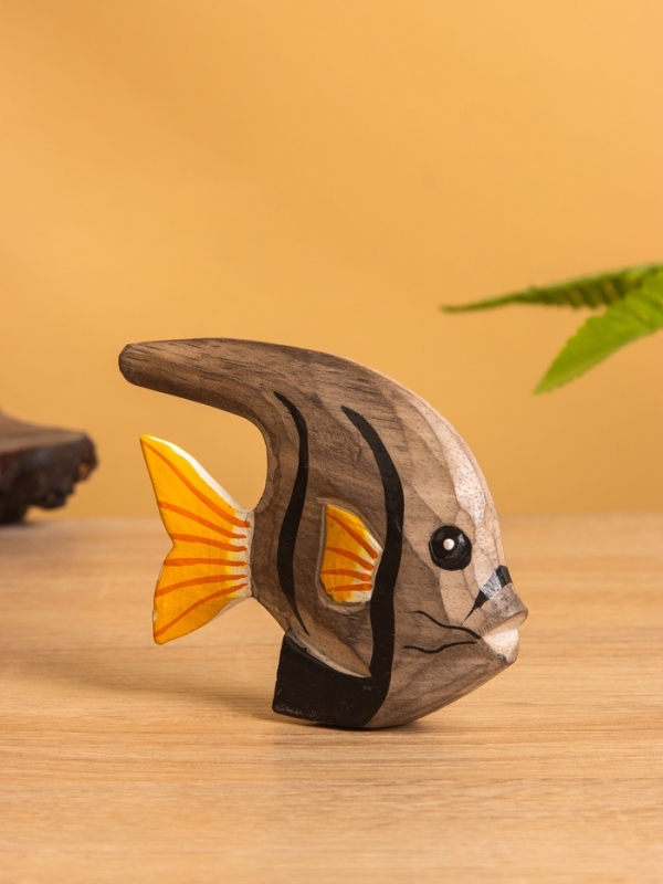 Сувенир «Экзотическая рыбка», 10×2×8 см, дерево Сувенир «Экзотическая рыбка», 10×2×8 см, дерево