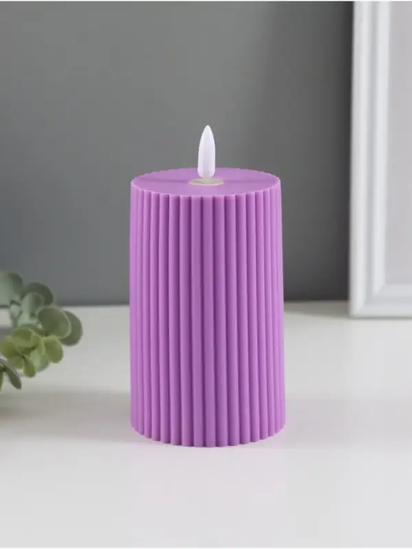 Светодиодная свеча, ночник LED RISALUX &laquo;Уют&raquo;, 3&times;ААА, сиреневый, 7.5&times;7.5&times;12.5 см