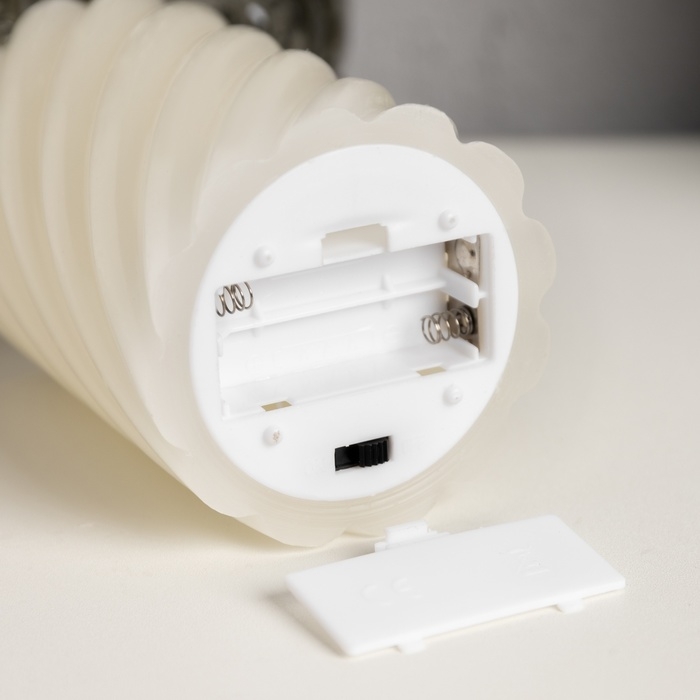 Светодиодная свеча витая белая, 7.5 × 12.5 × 7.5 см, пластик, воск, батарейки АААх2 (не в комплекте), свечение тёплое белое Светодиодная свеча витая белая, 7.5 × 12.5 × 7.5 см, пластик, воск, батарейки АААх2 (не в комплекте), свечение тёплое белое