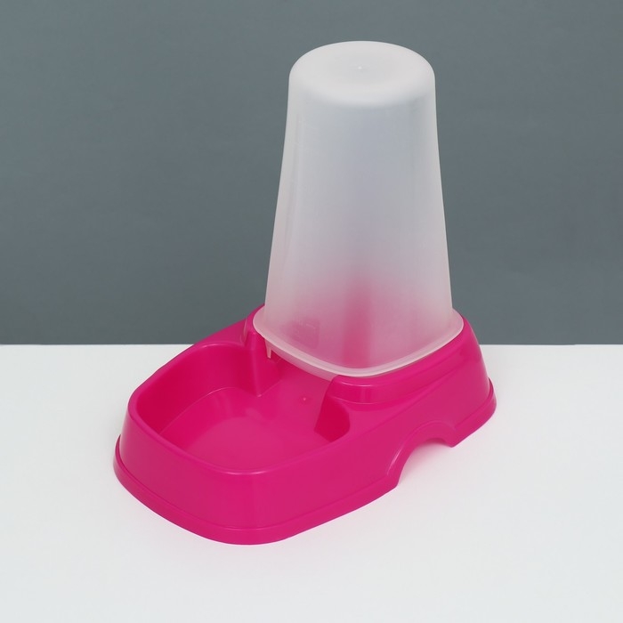 Автопоилка/автокормушка с мерным делением, 1,3 л, фуксия Автопоилка/автокормушка с мерным делением, 1,3 л, фуксия