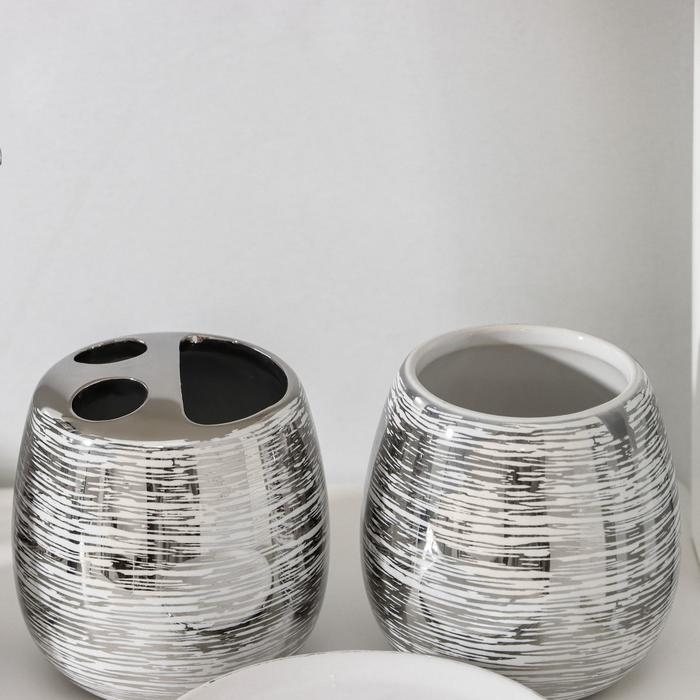 Набор аксессуаров для ванной комнаты «Нити», 4 предмета (мыльница, дозатор 400 мл, 2 стакана), цвет серебряный Набор аксессуаров для ванной комнаты «Нити», 4 предмета (мыльница, дозатор 400 мл, 2 стакана), цвет серебряный