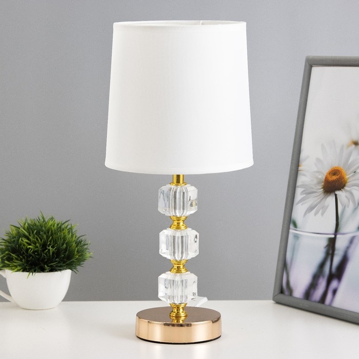 Настольная лампа Настольная лампа "Бианка" Е14 40Вт золото 22,5х22,5х36 см RISALUX