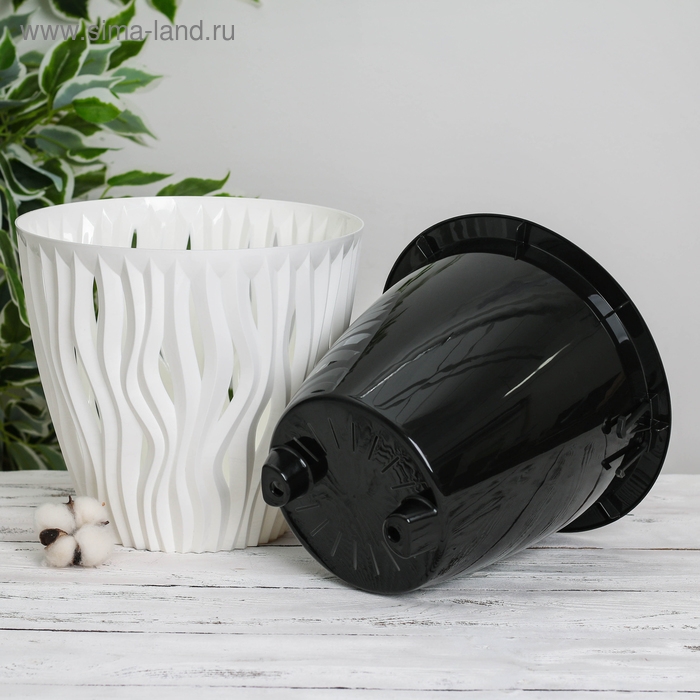 Кашпо для цветов со вставкой «Вдохновение», 5,7 л, цвет белый/чёрный Кашпо для цветов со вставкой «Вдохновение», 5,7 л, цвет белый/чёрный