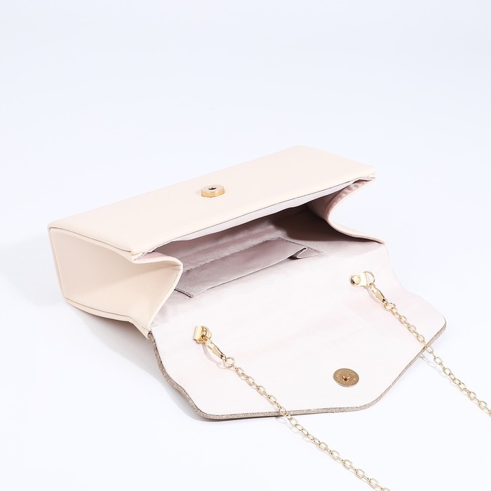 Сумка-клатч на магните, цвет бежевый