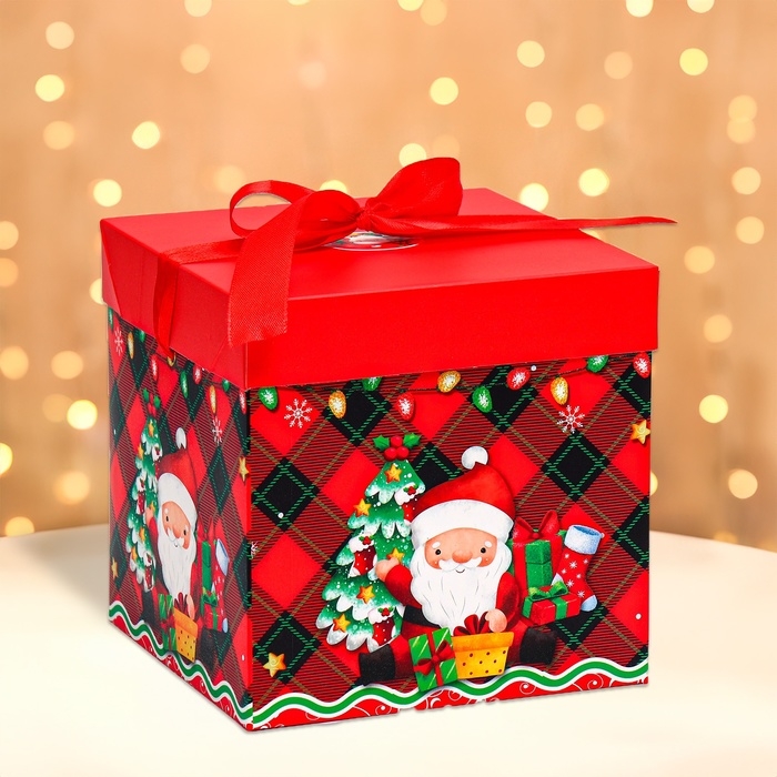 Новый год. Коробка подарочная новогодняя складная Новый год. Коробка подарочная новогодняя складная "Дедушка мороз" 15х15х15 см.