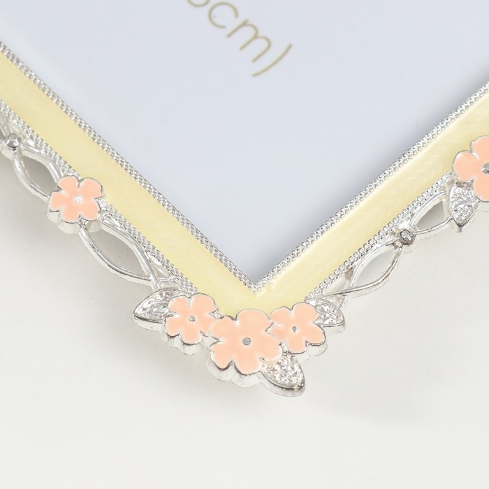 Фоторамка металл 13х18 см Фоторамка металл 13х18 см "Цветочная рама" 15х20 см