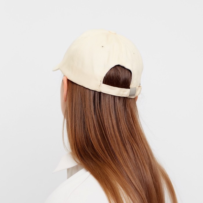 Кепка женская однотонная MINAKU цвет молочный, р-р 58 Кепка женская однотонная MINAKU цвет молочный, р-р 58