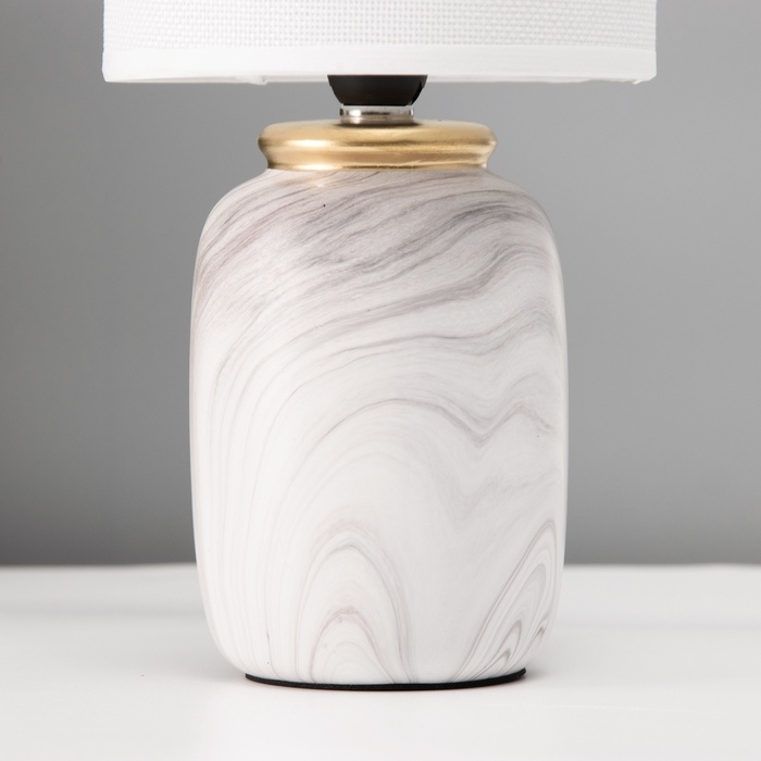 Настольная лампа Настольная лампа "Ревиджо" Е14 40вт 13х13х28 см