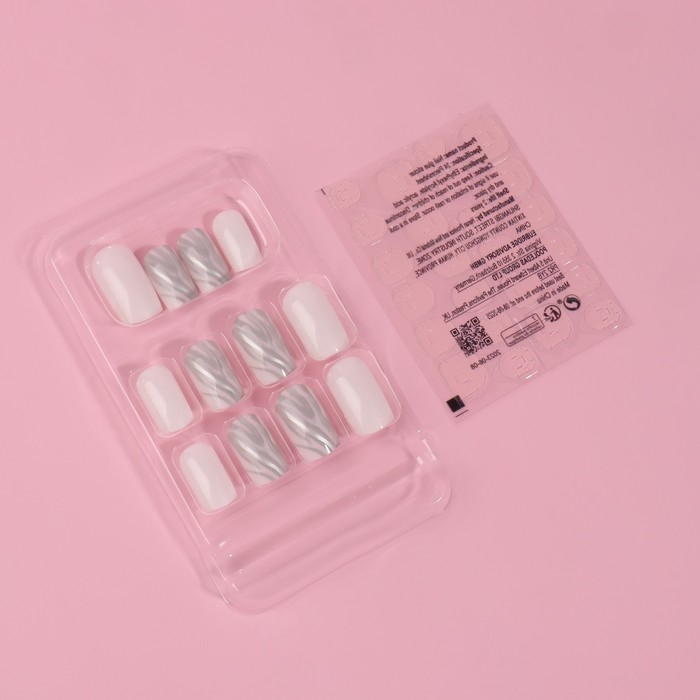 Накладные ногти «Zebra», 24 шт, с клеевыми пластинами, форма мягкий квадрат, цвет белый/серебристый Накладные ногти «Zebra», 24 шт, с клеевыми пластинами, форма мягкий квадрат, цвет белый/серебристый