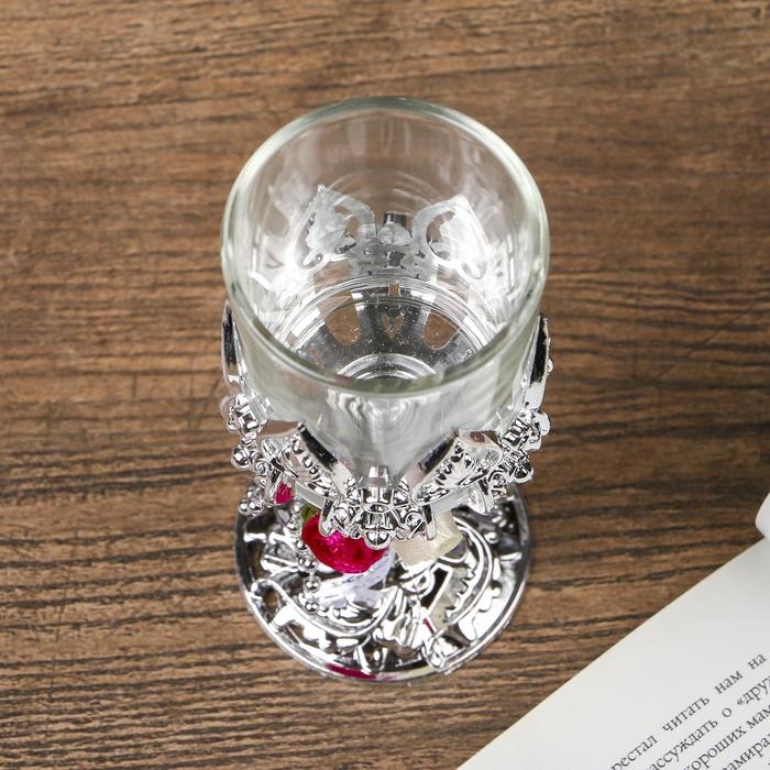 Подсвечник пластик, стекло на 1 свечу Подсвечник пластик, стекло на 1 свечу "Розочки" бокал на ножке серебро 13х6х6 см