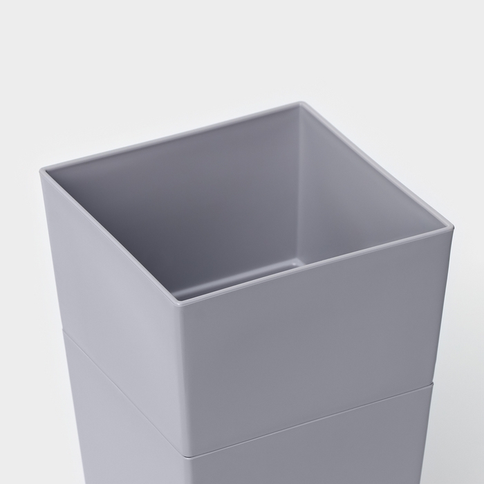 Кашпо со вставкой Астра,1,8 л, l=26 см, d=13/10 см, цвет серый Кашпо со вставкой Астра,1,8 л, l=26 см, d=13/10 см, цвет серый