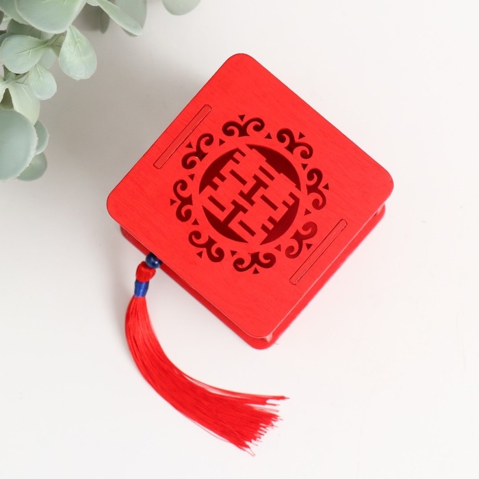 Шкатулка дерево  Шкатулка дерево "Сердца" красная 6,5х6,5х6,5 см