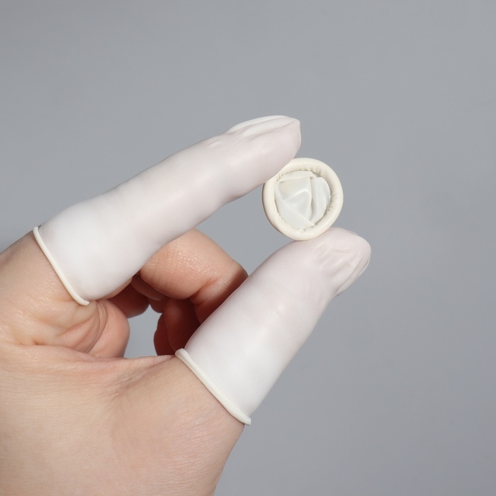 Набор напальчников, латексные, 100 шт, d - 2,6 × 6,8 см, цвет белый Набор напальчников, латексные, 100 шт, d - 2,6 × 6,8 см, цвет белый