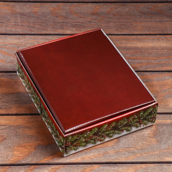 Новый год. Подарочная коробка складная, новогодняя Новый год. Подарочная коробка складная, новогодняя "Елки", 18 х 15 х 5 см.