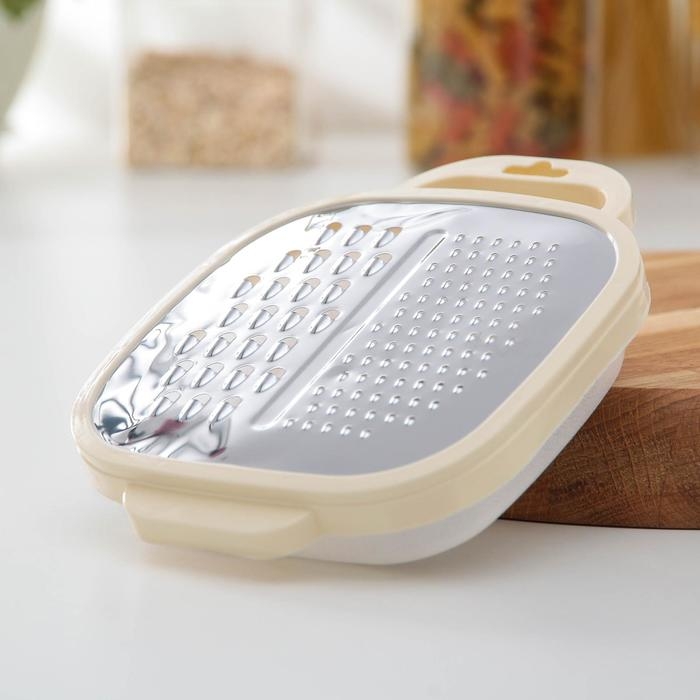 Тёрка с контейнером Доляна «Универсал», 2 в 1, 19×14,5×3,5 см, цвет МИКС Тёрка с контейнером Доляна «Универсал», 2 в 1, 19×14,5×3,5 см, цвет МИКС