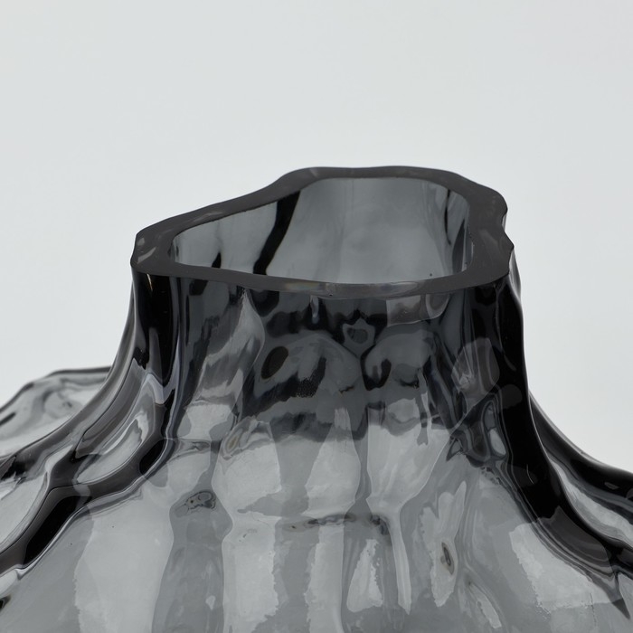 Ваза для цветов «Диаманд блэк» из черного стекла 23×26×26 см Ваза для цветов «Диаманд блэк» из черного стекла 23×26×26 см
