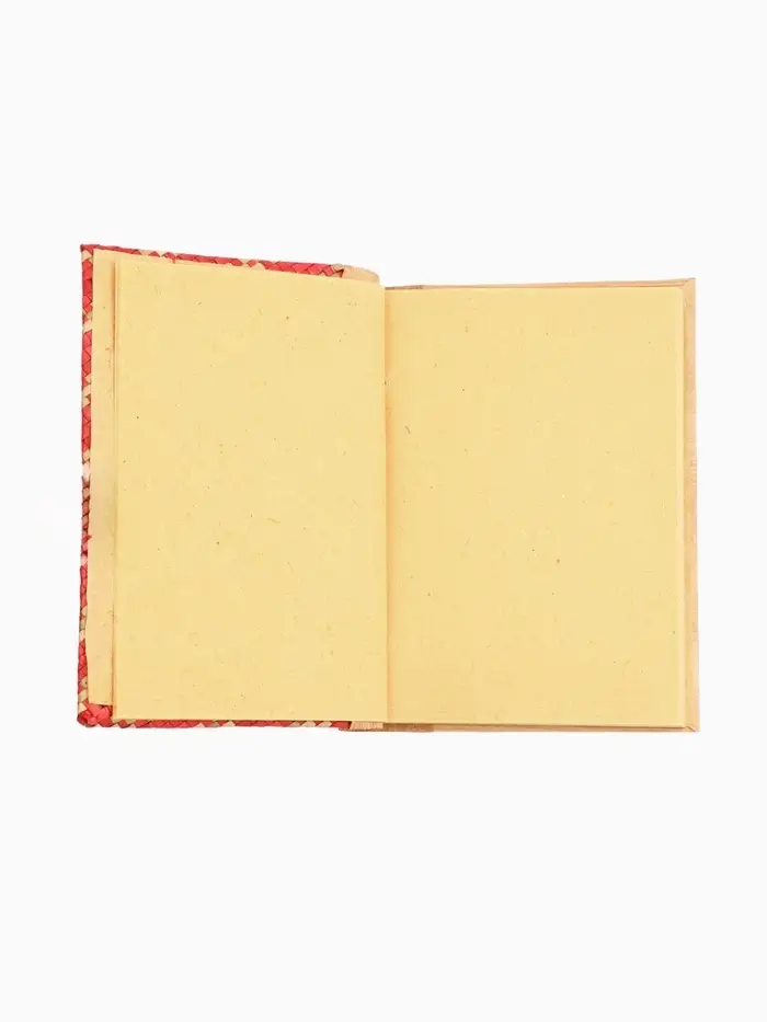 Записная книжка плетёная, 48 листов, 17×22×2 см, бежево-розовая Записная книжка плетёная, 48 листов, 17×22×2 см, бежево-розовая