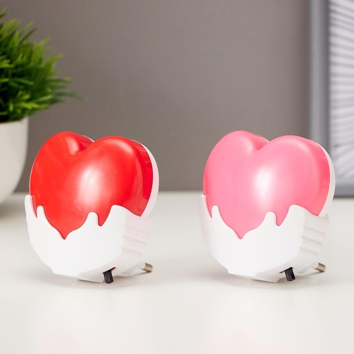 Ночник "Сердце" LED от сети МИКС 4х7х7 см RISALUX