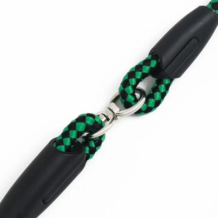 Ринговка для собак, 150&times;0.6 см, с вертлюгом, чёрная, зелёная