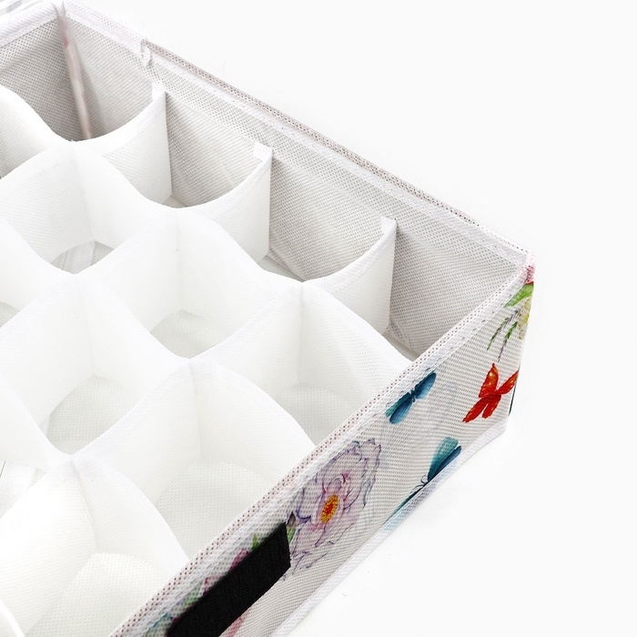 Органайзер для хранения 24 ячейки с крышкой Органайзер для хранения 24 ячейки с крышкой "Бабочки", 34 х 28 х 10 см