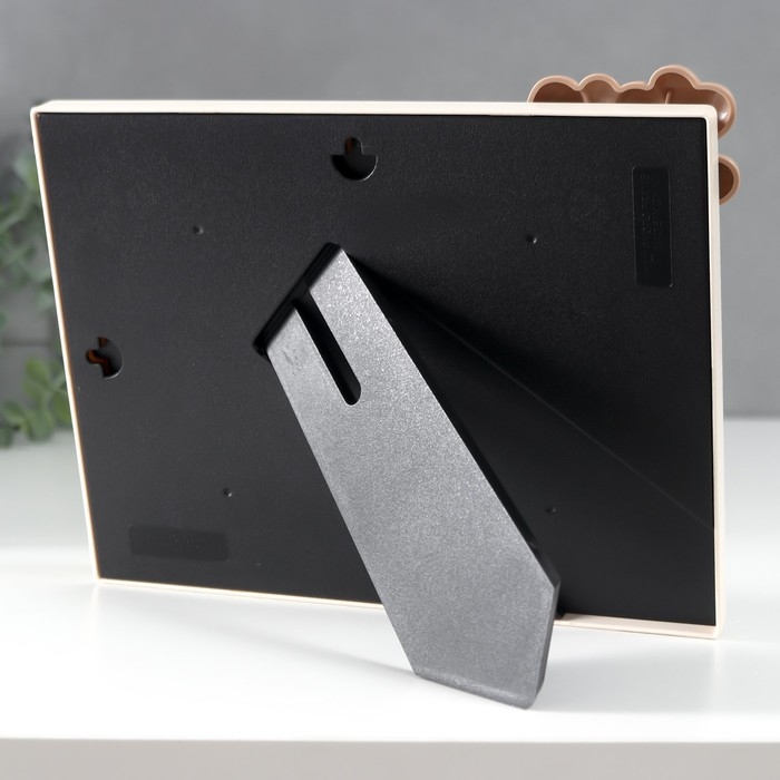 Фоторамка пластик 12х17 см  Фоторамка пластик 12х17 см "Мишка с сердечками" бежевая 24х19,5 см