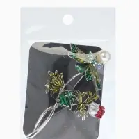 Брошь "Репей", цветок с бусиной, цветная в серебре