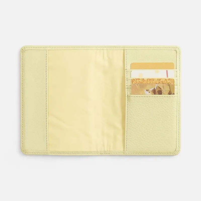 Обложка для паспорта Unison, светло-зеленая Обложка для паспорта Unison, светло-зеленая