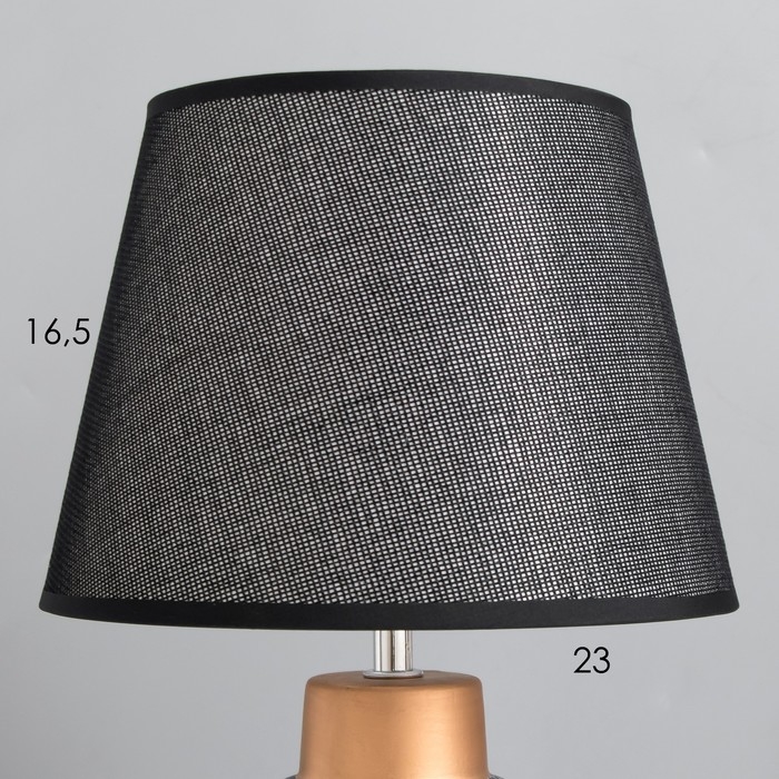 Лампа настольная Лампа настольная "Кианг" 1х40Вт Е14 черный/золото 22х22х38см