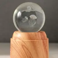 Сувенир стекло свет "Шар. Медузы" 6хLED шар d=6 см, крутится, USB 7х7х10 см Сувенир стекло свет "Шар. Медузы" 6хLED шар d=6 см, крутится, USB 7х7х10 см