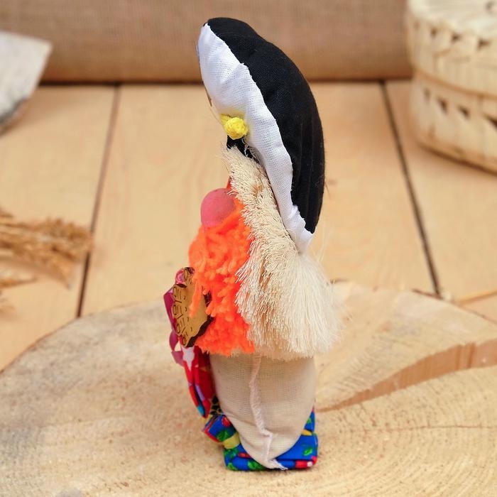 Оберег-домовой Оберег-домовой "Богатейка в фуражке", 19х12х5 см, микс