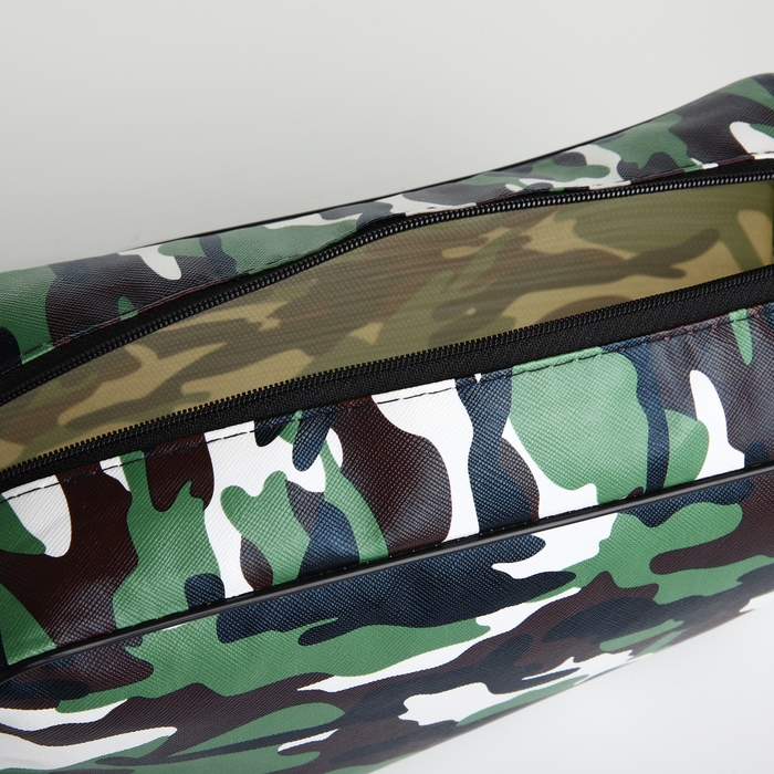 Косметичка на молнии, цвет зелёный/камуфляж Косметичка на молнии, цвет зелёный/камуфляж