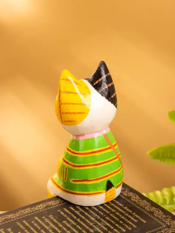 Сувенир дерево "Кошка сидящая" цв. жёлтый, 6х6х15 см