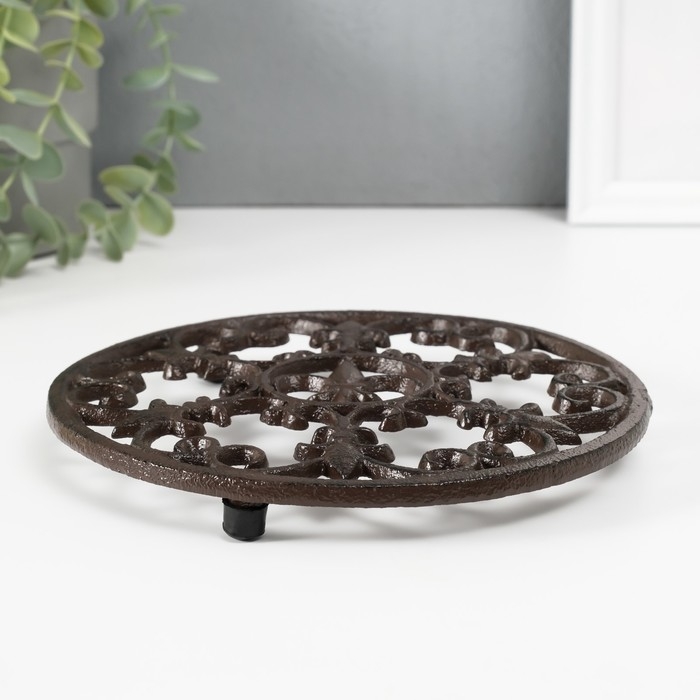 Сувенир чугун подставка  Сувенир чугун подставка "Лилия" 18х18х1,5 см