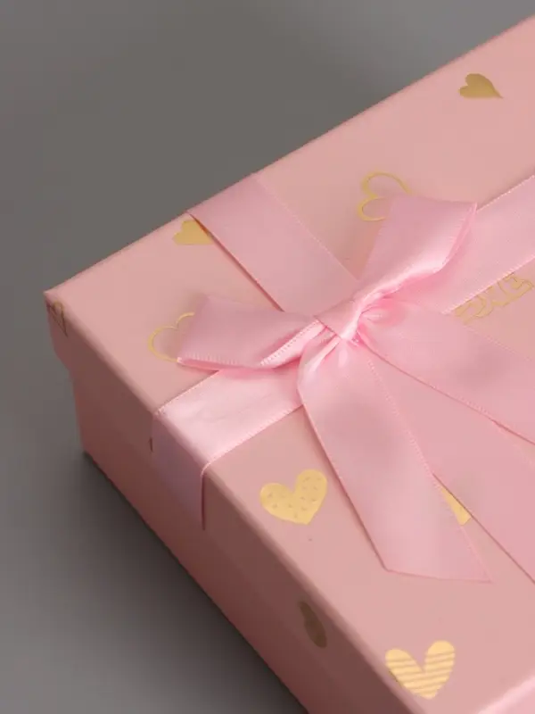 Наборок коробок 3 в 1 прямоугольные 19*19*9.8 17*17*8.0 15*15*6.5 см