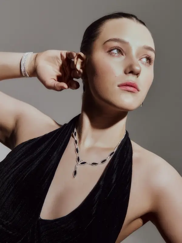 Набор 2 предмета: серьги, колье &laquo;Листопад&raquo;, ромб, чёрно-белый в серебре, 45 см