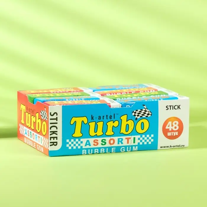 Жевательная резинка Turbo ассорти вкусов с наклейкой, 14 г Жевательная резинка Turbo ассорти вкусов с наклейкой, 14 г