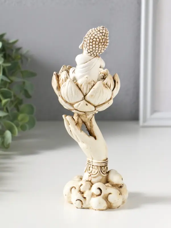 Сувенир полистоун "Рука с лотосом и Буддой" беж 7х7,5х18 см